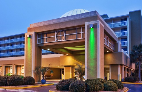 Surfside Beach Hotel | Holiday Inn Oceanfront at Surfside Beach, an Ihg Hotel