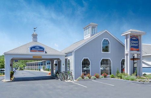 Mystic Hotel | Howard Johnson by Wyndham Mystic