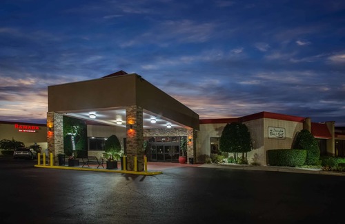 Barium Springs Hotel | Ramada by Wyndham Statesville