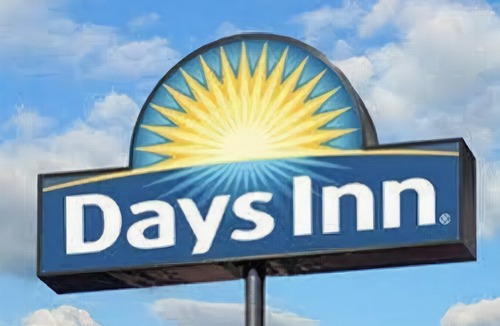 Peoria Hotel | Days Hotel by Wyndham Peoria Glendale Area