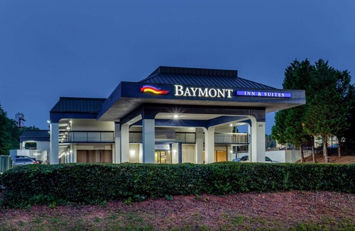 McDonough Hotel | Baymont by Wyndham McDonough