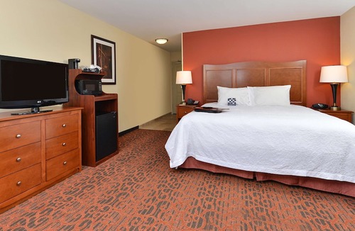 Ottumwa Hotel | Hampton Inn Ottumwa
