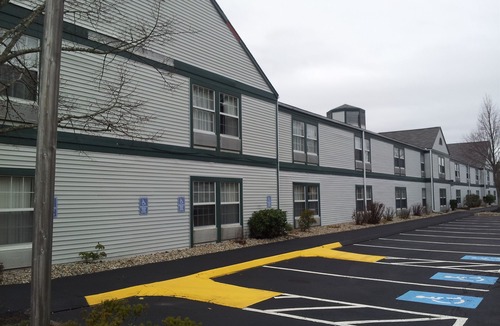 North Dartmouth Hotel | Baymont by Wyndham North Dartmouth