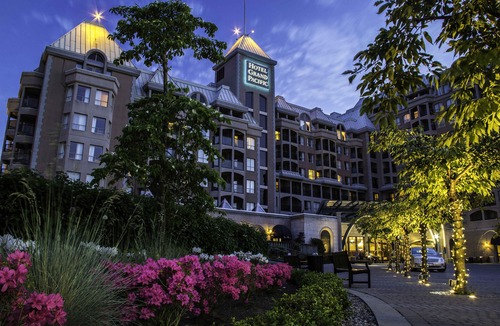 Inner Harbour Hotel | Hotel Grand Pacific