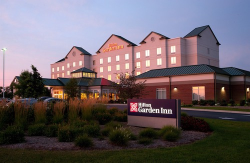 West Newton Hotel | Hilton Garden Inn Indianapolis Airport