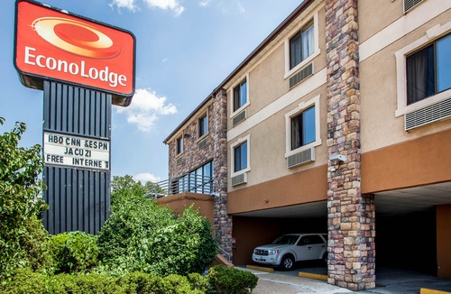 The Heights Hotel | Days Inn by Wyndham Jersey City