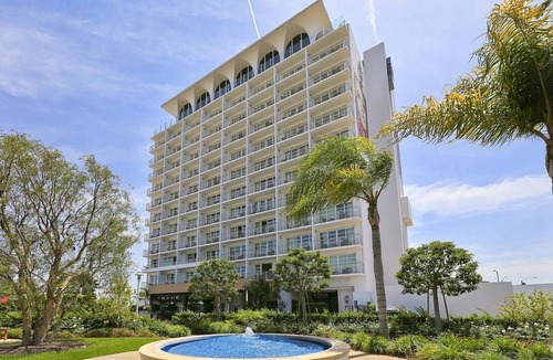 Pico - Robertson Hotel | Mr. C Beverly Hills