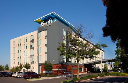 Primos Secane Hotel | Aloft Philadelphia Airport