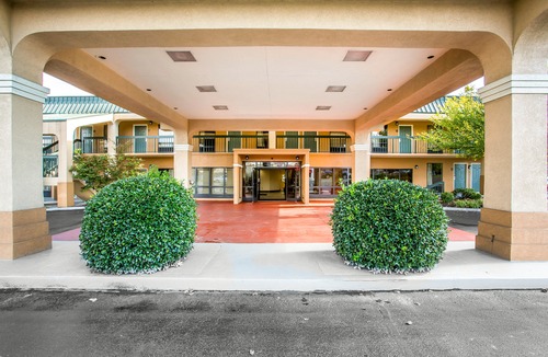 Goodlettsville Hotel | Quality Inn Goodlettsville