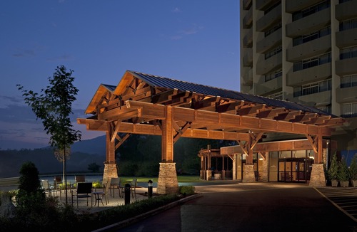 Gatlinburg Hotel | The Park Vista - A DoubleTree by Hilton Hotel - Gatlinburg