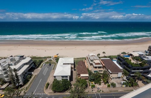 Main Beach Hotel | Norfolk Luxury Beachfront Apartments