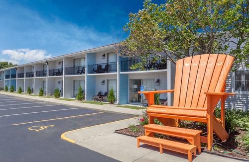 Mystic Hotel | Howard Johnson by Wyndham Mystic