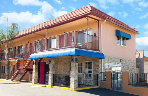 El Cajon Hotel | Travelodge by Wyndham El Cajon