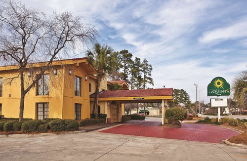Savannah Hotel | La Quinta Inn by Wyndham Savannah Midtown