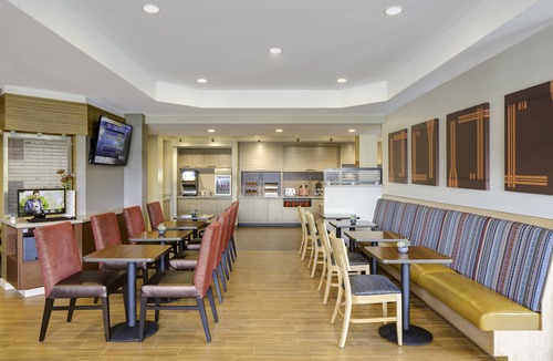Jeffersonville Hotel | TownePlace Suites by Marriott Louisville North