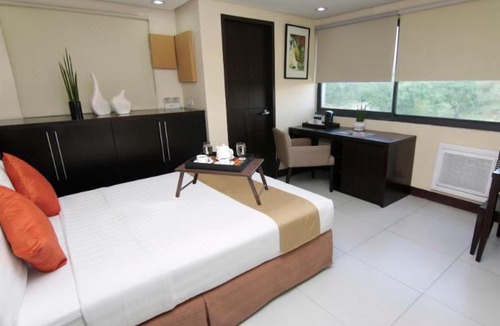 Loyola Heights Hotel | The Oracle Hotel & Residences Manila