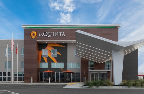 Perry Hotel | La Quinta Inn & Suites by Wyndham Perry