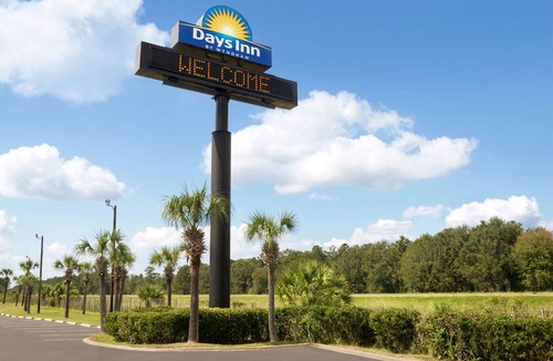 Hardeeville Hotel | Days Inn by Wyndham Hardeeville/ I-95 State Line