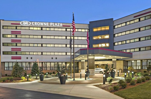 Waverly Hotel | Crowne Plaza Lansing West, an Ihg Hotel