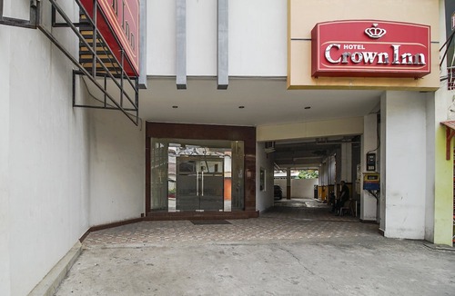 Makassar Hotel | RedDoorz Plus @ Karebosi Area 2