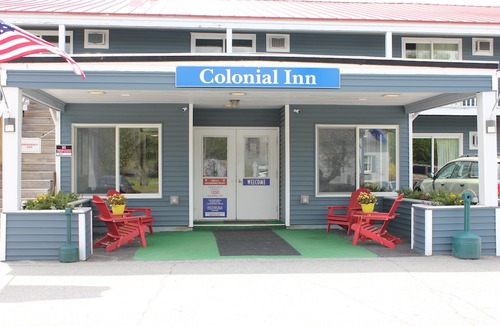 Ellsworth Hotel | Colonial Inn Ellsworth