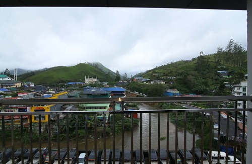 Munnar Hotel | Jays Inn