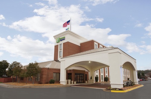 Fredericksburg Hotel | Holiday Inn Express Fredericksburg - Southpoint, an Ihg Hotel