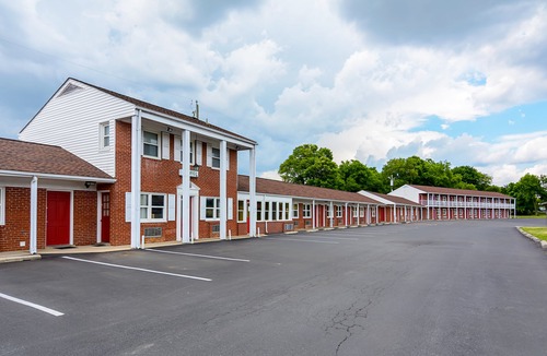 Woodstock Hotel | Econo Lodge Woodstock - Shenandoah Valley I-81