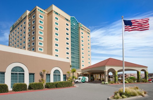Seaside Hotel | Embassy Suites Monterey Bay - Seaside