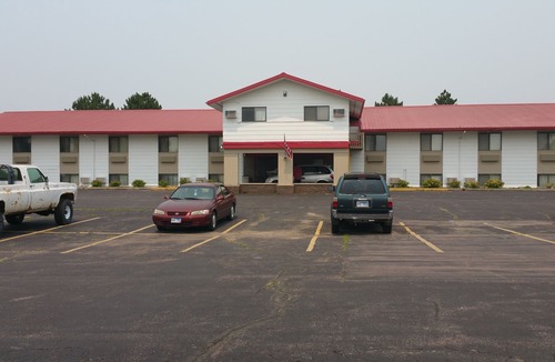Mitchell Hotel | Rodeway Inn