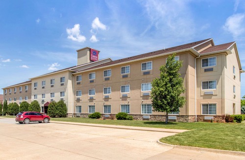 Cedar Falls Hotel | Comfort Suites Cedar Falls