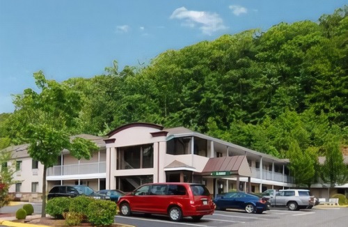 Torrington Hotel | Americas Best Value Inn Torrington CT