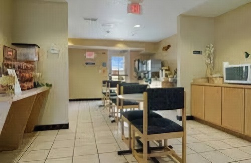 Albertville Hotel | Microtel Inn & Suites by Wyndham Albertville