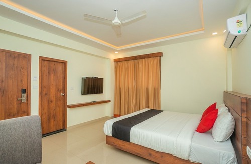 Sheshadripuram Hotel | Capital O 13184 Savi International