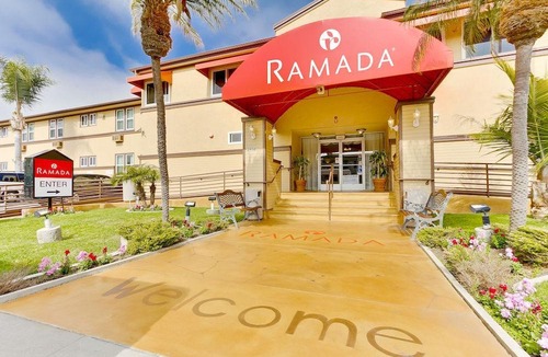 Roseville - Fleet Ridge Hotel | Ramada by Wyndham San Diego Airport