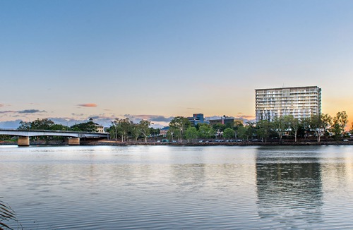 Rockhampton Hotel | Empire Apartment Hotel