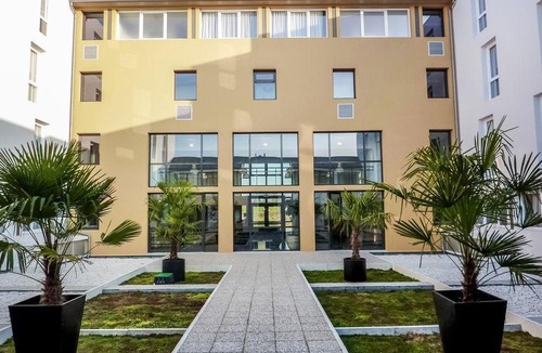 Idron Hotel | Comfort Suites Pau Idron