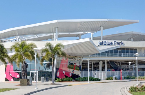 Fort Myers Hotel | Howard Johnson by Wyndham Ft. Myers FL
