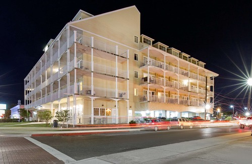Ocean City Hotel | Gateway Hotel & Suites, Ascend Hotel Collection