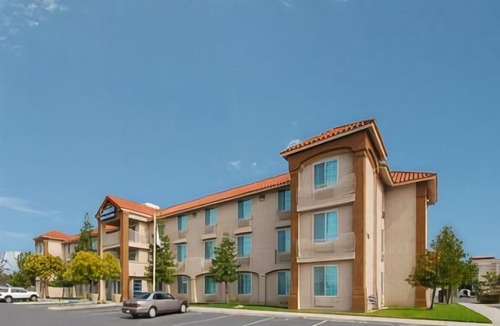 Visalia Hotel | Best Western Visalia Hotel