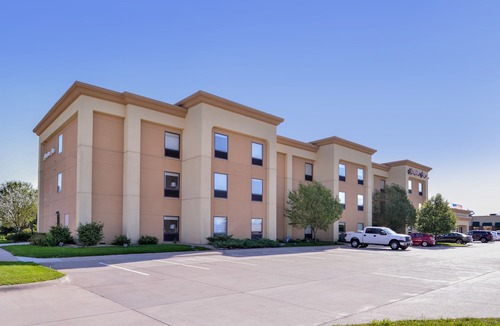 York Hotel | Hampton Inn York