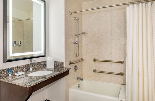 Kalamazoo Hotel | Four Points by Sheraton Kalamazoo