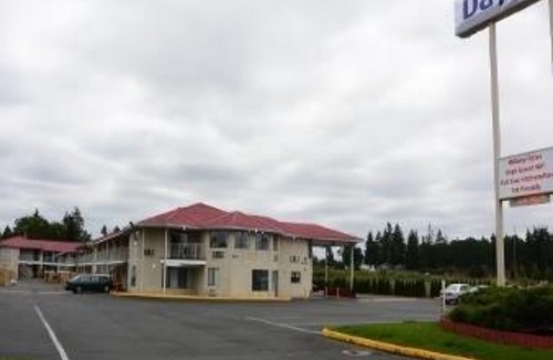 Monta Vista Hotel | Days Inn by Wyndham Lakewood South Tacoma
