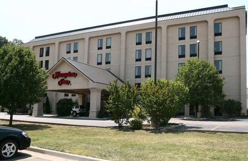 Barboursville Hotel | Hampton Inn Huntington/Barboursville