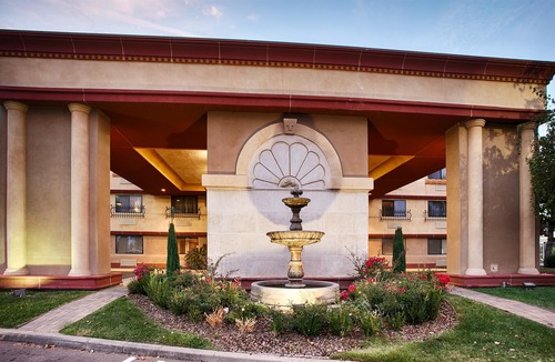 Roseville Hotel | Best Western Plus Orchid Hotel & Suites