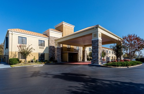 Brownsville Hotel | Comfort Inn Brownsville I-40