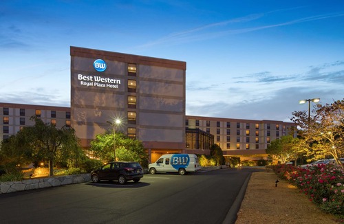 Marlborough Hotel | Best Western Royal Plaza Hotel and Trade Center