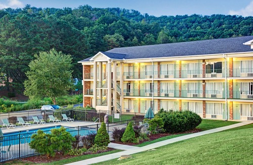Jellico Hotel | Days Inn by Wyndham Jellico - Tennessee State Line