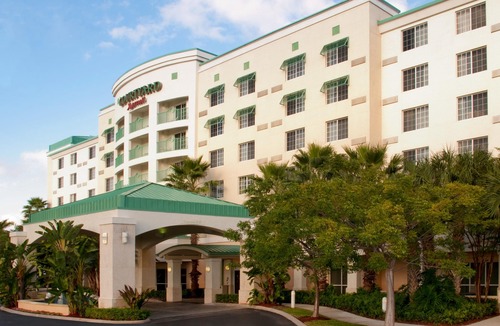 Dania Beach Hotel | Courtyard by Marriott Fort Lauderdale Airport & Cruise Port