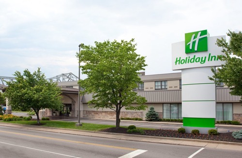 Covington Hotel | Holiday Inn Cincinnati-Riverfront, an Ihg Hotel